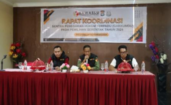 Usman, S.Ag., MH koordinator divisi penanganan pelanggaran, data, dan informasi